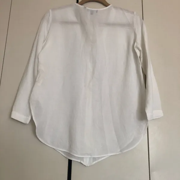 Theory blouse size P - Image 3