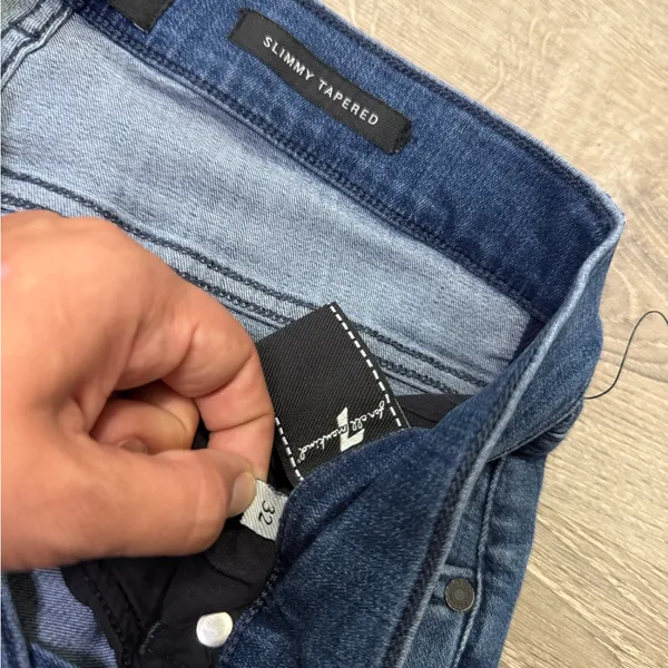 •7 For All Mankind• Slimmy Tapered Jeans - Image 4