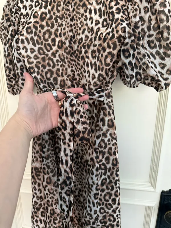 WAYF Mini Dress - Image 4
