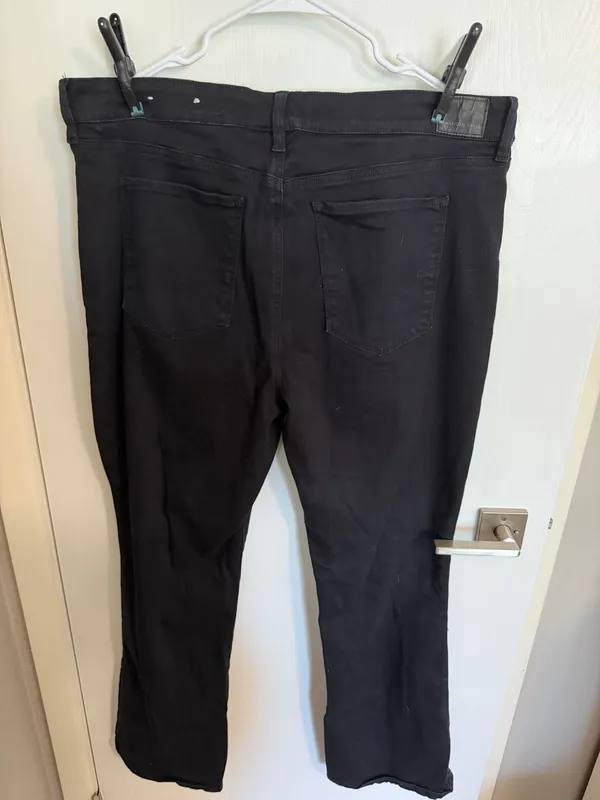 American Eagle Next Level Stretch Jeans - Image 4