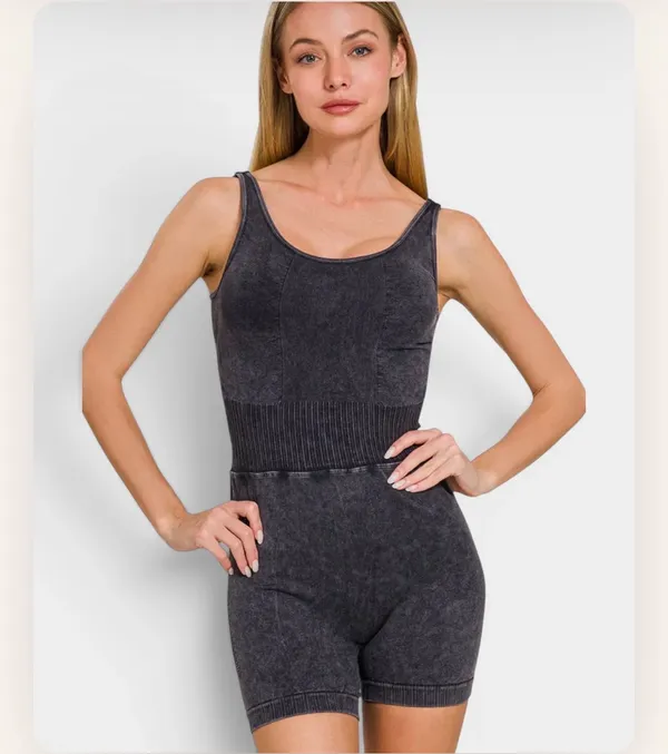 Zenana Outfitters Washed Black Cross Back Romper S/M - Image 3