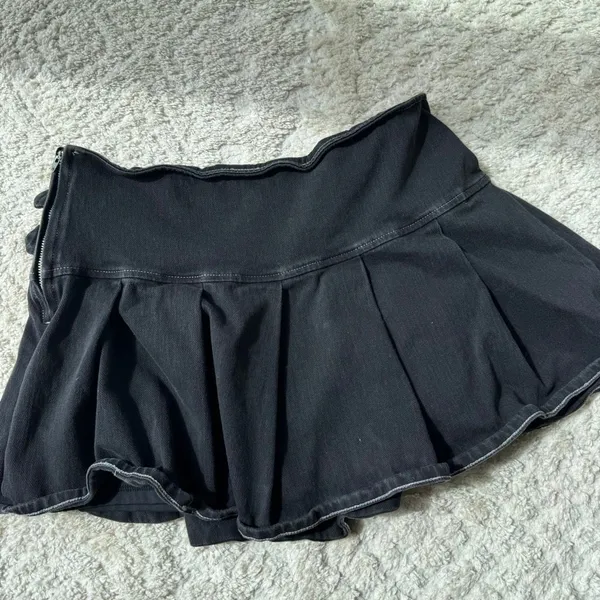 Gray Denim Micro Mini Skirt Side Buckles Pleated Low Rise Punk Grunge Size M - Image 5