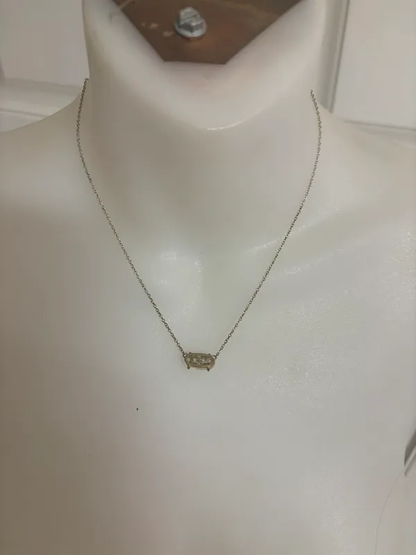 Kendra Scott Iridescent Necklace - Image 3