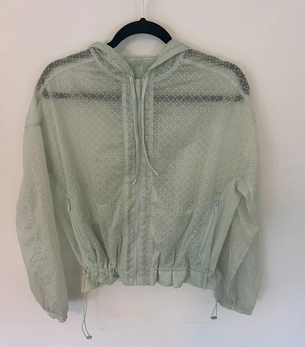 Lululemon Mint Green Windbreaker - Image 2