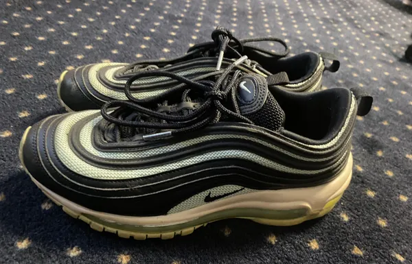 Women’s Sneakers - Image 3