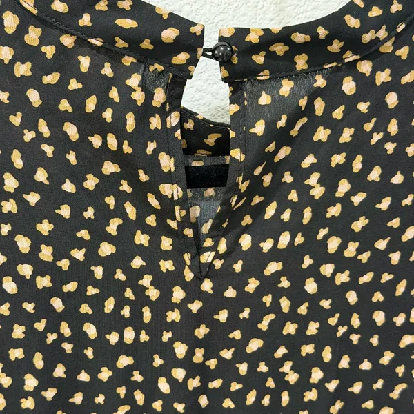 Ott Black Tiered Long Sleeve Blouse – Smudge Dot Print – Size Small - Image 6