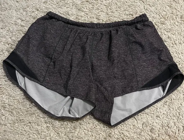 Lululemon Hotty Hot Shorts 4” Grey Size 10 - Image 2