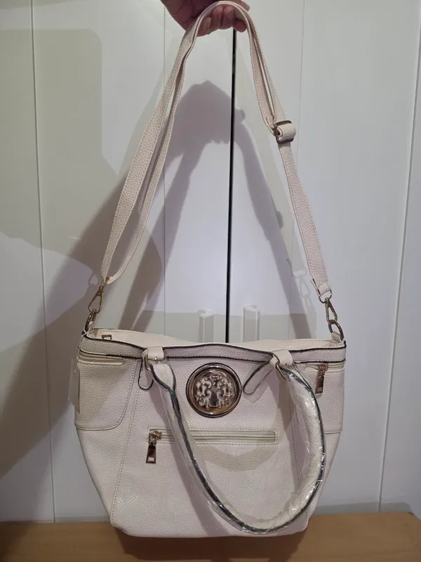 Beautiful white purse - Image 9