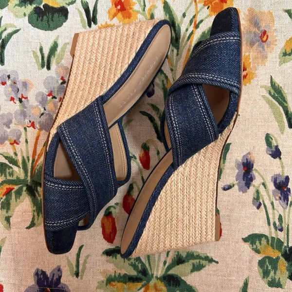 Veronica Beard Edna Denim Wedge Espadrille Sandals Size 8.5 Minimalist Preppy - Image 3