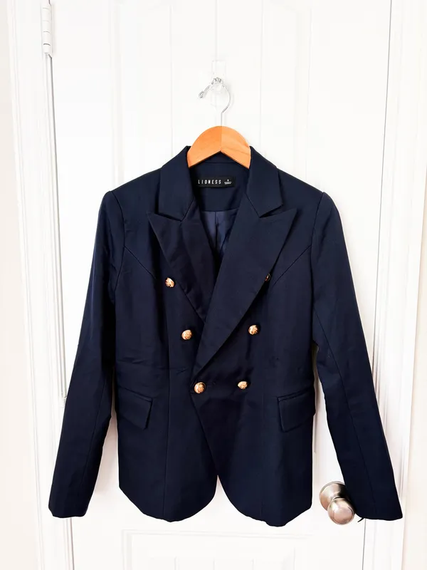 Lioness Palermo Blazer Navy Size Small - Image 3