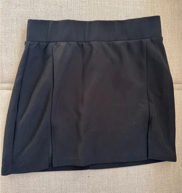 New Mix Black Mini Skirt - Image 4