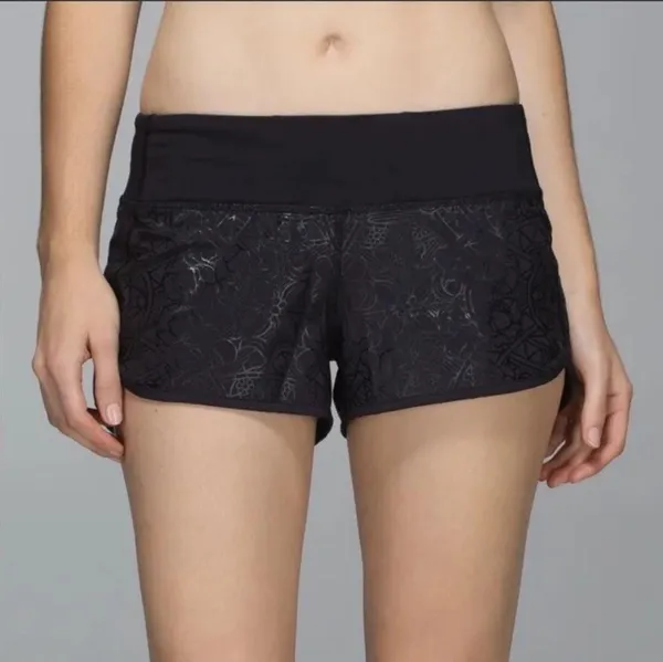 Rare HTF Lululemon Embossed Blackbird Nesting Bird Scribble Speed Shorts 2 XS - Image 6