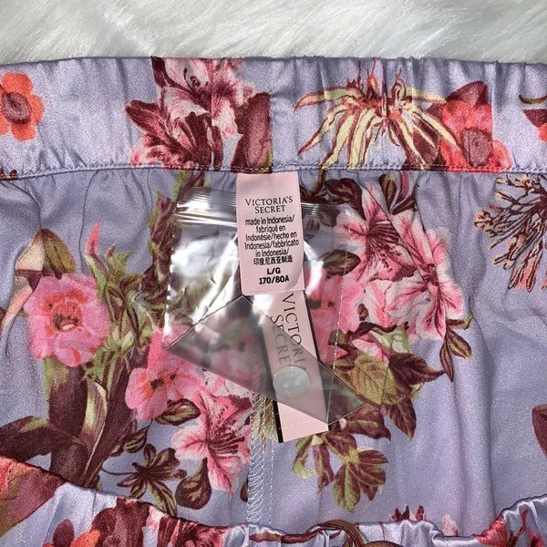 VICTORIA'S SECRET Satin Short Pajama’s Set - Image 11