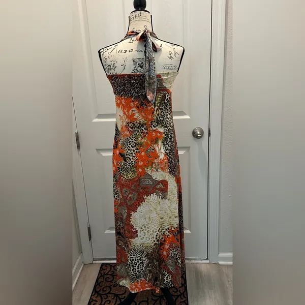 Mlle Gabrielle Halter Maxi Dress - Image 3