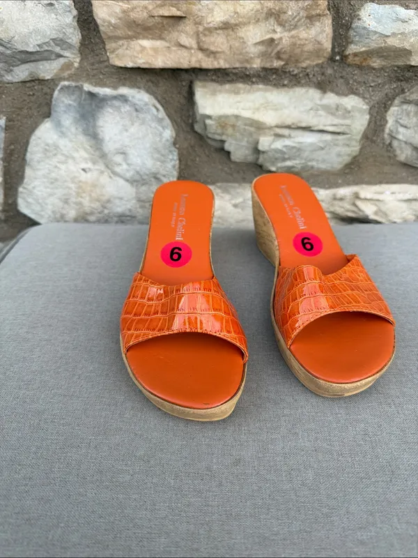 Lorenzo Cellini Women's Orange Cork Wedge Slide Sandal size 6 - Image 2