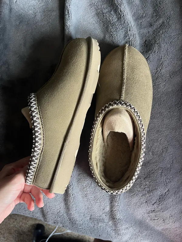 Uggs  - Image 3