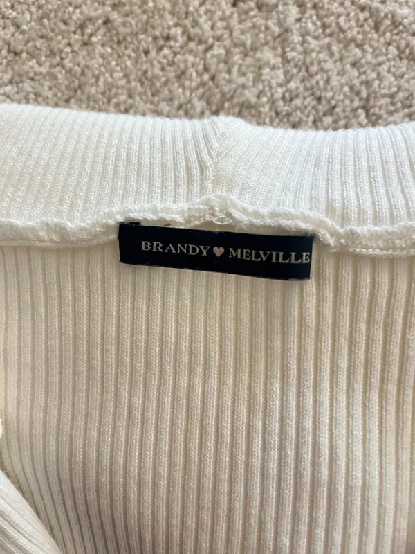 Brandy Melville White Full Zip Hoodie Ribbed - Image 5
