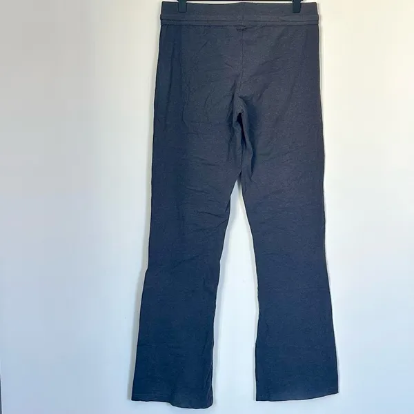 NHL Chicago Blackhawks Gray Flare Leg Sweatpants - Size: Medium - Image 5
