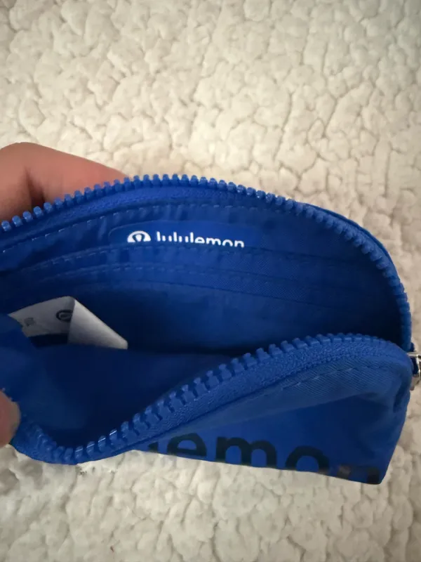 Lululemon wallet - Image 2