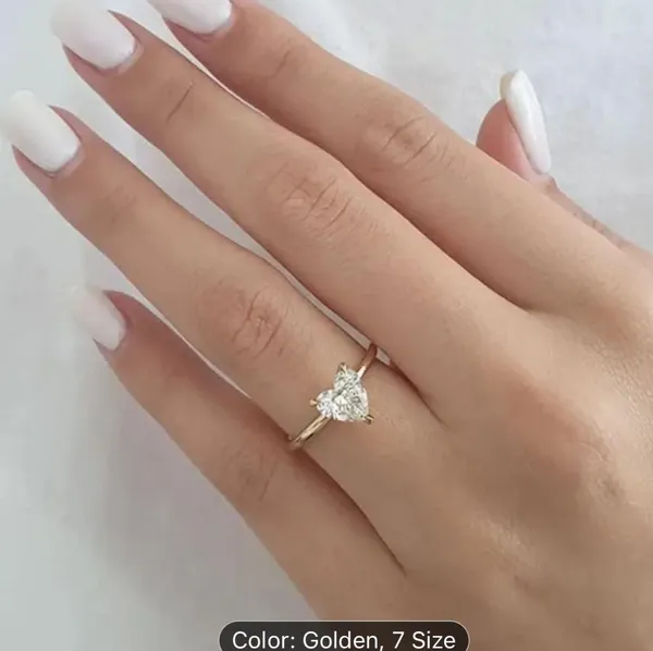 1pc Exquisite Heart Shaped Synthetic Gemstone Golden Toned Alloy Band Ring - Image 2