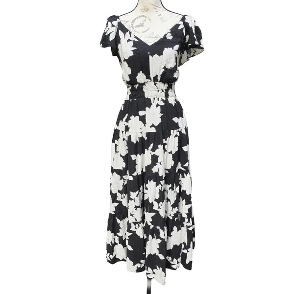 Rachel Zoe Black White Floral Smocked Waist Tiered Maxi Dress Short Sleeve Small - Image 2