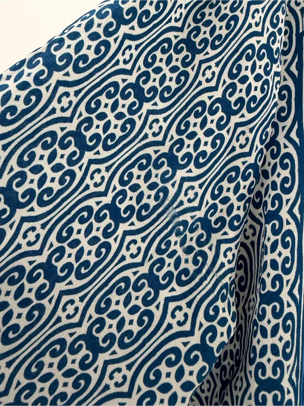 Tolani Blue Silk Medallion Print Boho Tassel Tie Blouse boho Top size large - Image 4