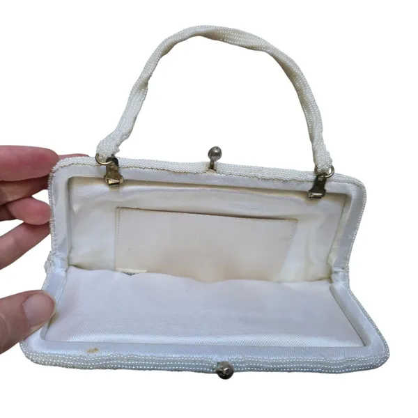 Vintage White Beaded Purse Handmade Korea Kiss Lock Handled Clutch Cocktail Luxe - Image 3