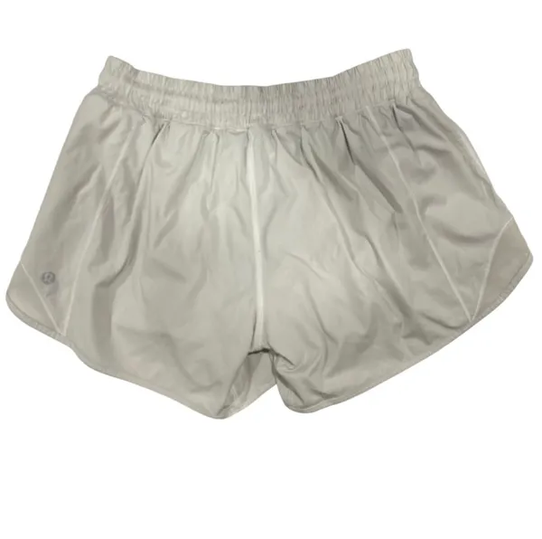 Lululemon Hotty Hot Short in color Stone (discontinued) size 6 - Image 3