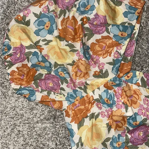 Lush French Florals Mini - Image 5