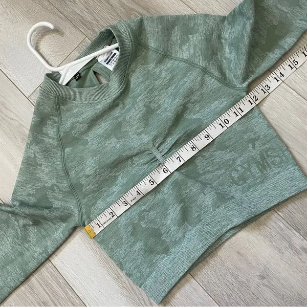 Gymshark Crop Top adapt camo seamless womens Green (small) cutout workout gym - Image 3