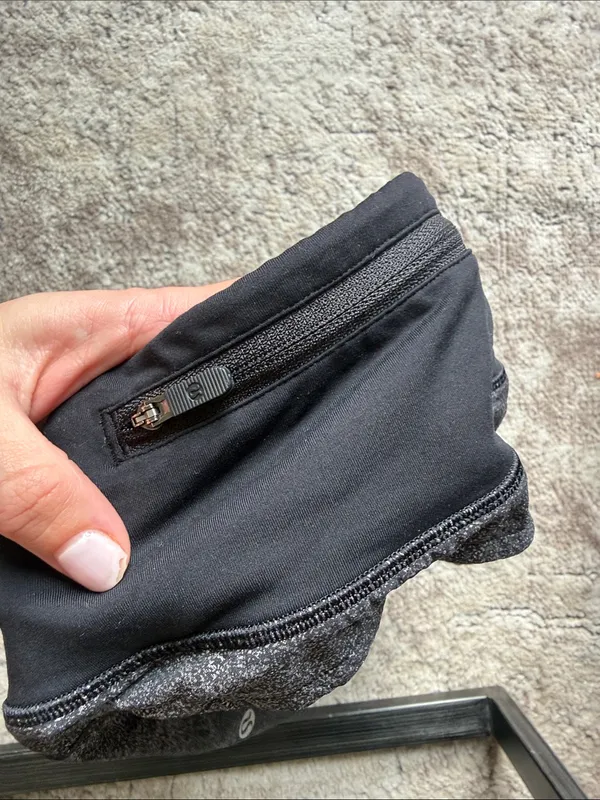 Lululemon Run Times Ii Shorts Luminosity Foil/Black Size 6! - Image 6