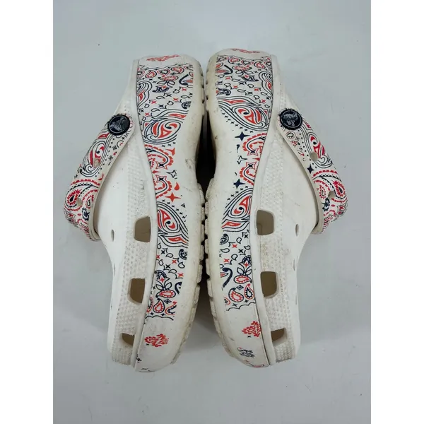 Crocs Clogs Women 6 White Bandana Paisley Print Classic Comfort Boho Retro - Image 3
