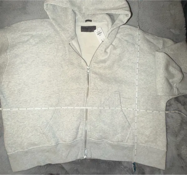 Abercrombie & Fitch oversized cropped Light Gray Zip-Up Hoodie - Image 5