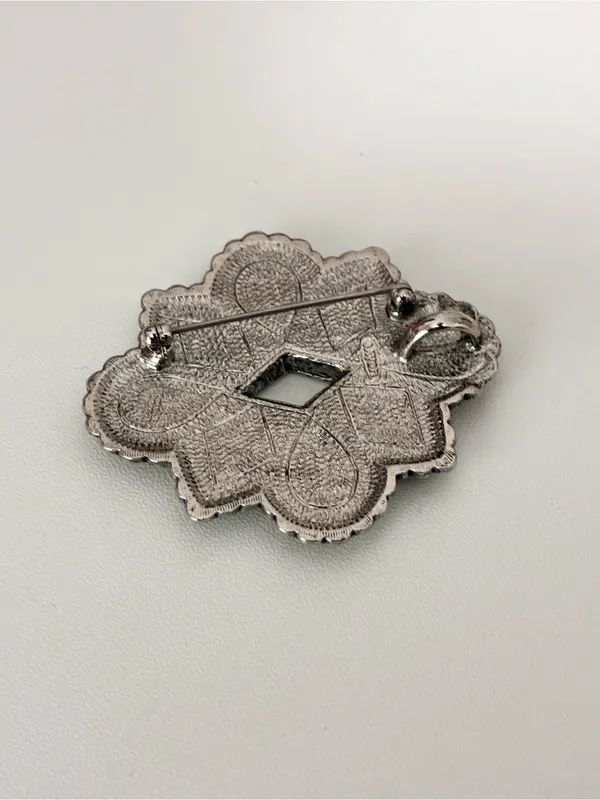 Avon Vintage 1993 Southwestern Brooch Necklace Pendant - Image 6