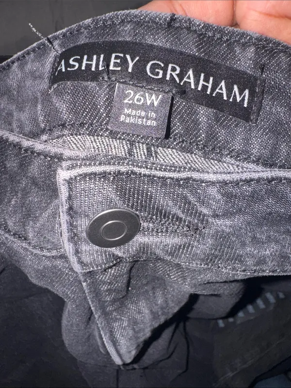Ashley Graham Black Slouchy Wide-Leg Jeans - Image 5