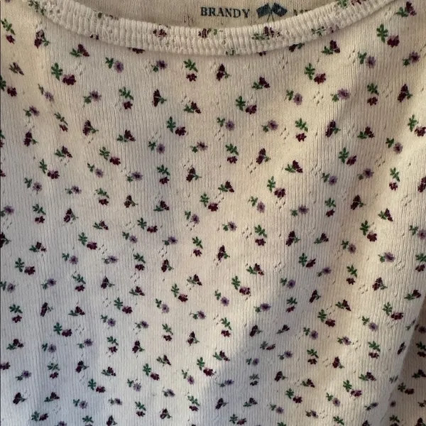 Brandy Melville White Floral Camisole size S‎ EUC - Image 3