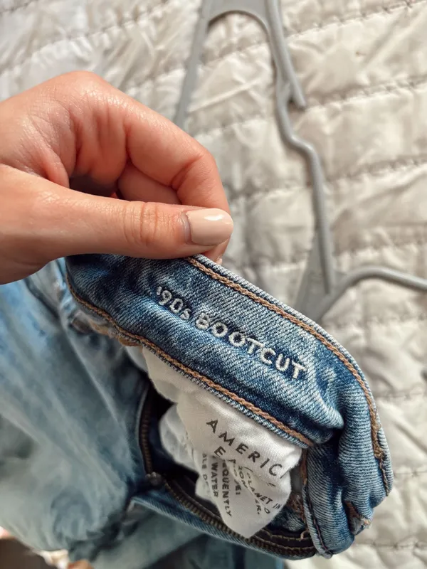 American Eagle Jeans - Image 4