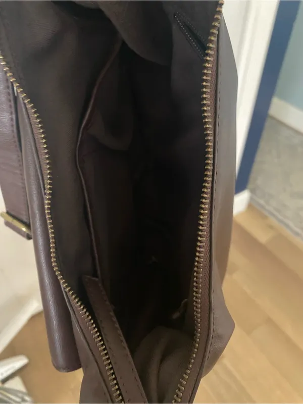 Frye & Co. Brown Faux Leather Hobo Bag - Image 7