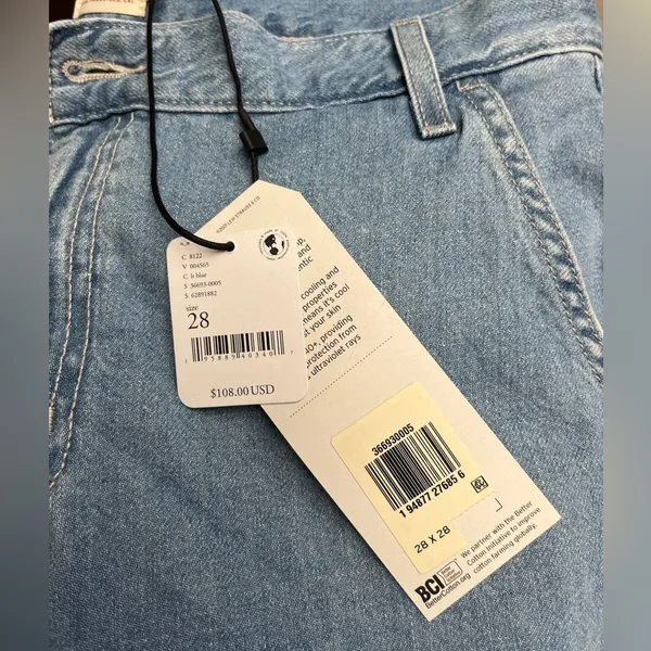 Free People Levis Cargo Jeans Sz 28 - Image 6