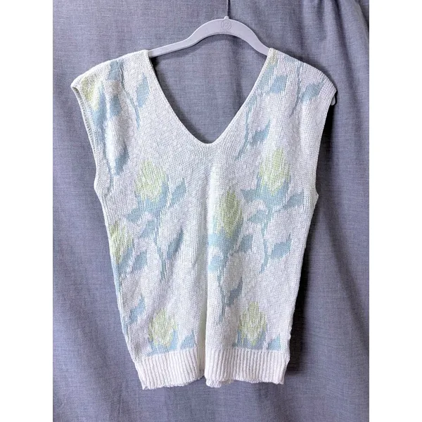 Vintage‎ Sweater Vest White Floral Pastel Knit V-Neck Cotton G.F.C. Ltd Size M - Image 3