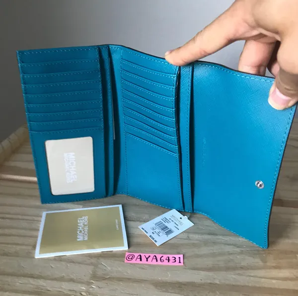 Wallet - Image 5