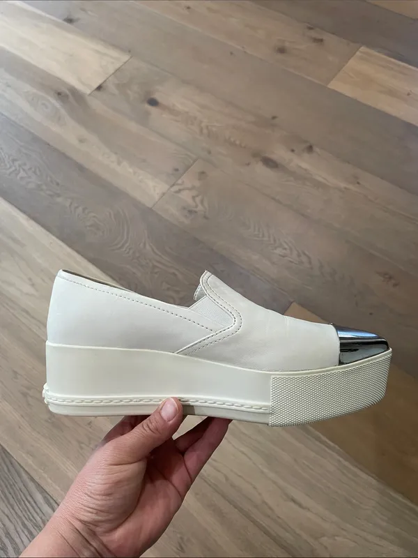Miu Miu White Metallic Cap-Toe Leather Platform Sneakers Size 37.5 - Image 10