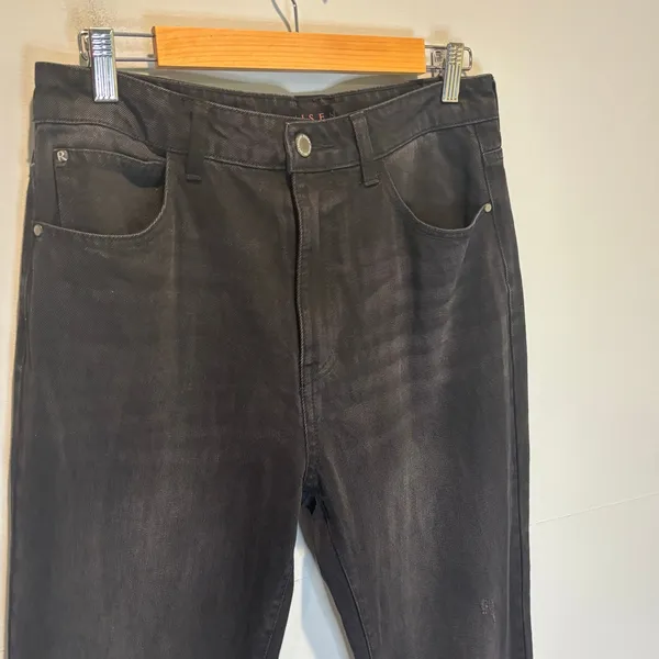 Risen Black High Rise Cropped Distressed Jeans - size 28 - Image 3