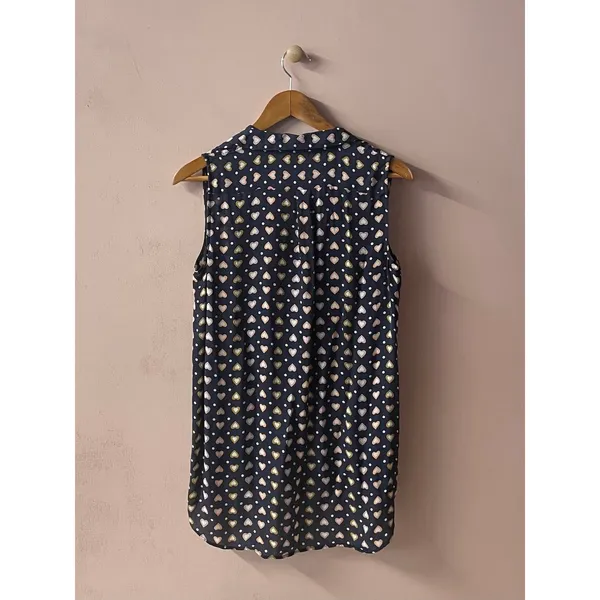 J. Crew Dark Navy Heart Print Blouse Size 4 - Image 4