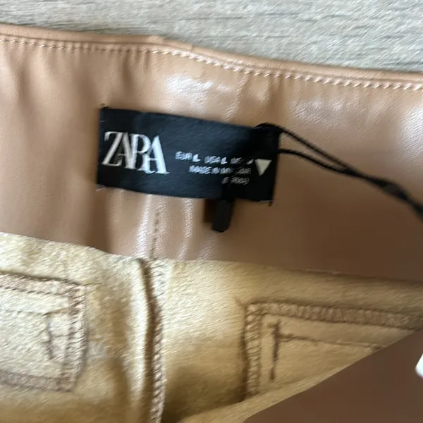 Zara faux leather pants - Image 4