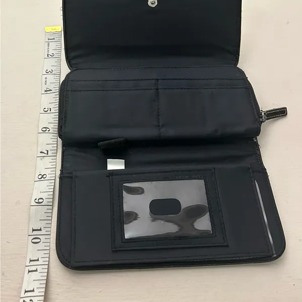 Clutch Chic Black Leather Wallet-RGA accessories-Very nice & clean. No flaws - Image 3