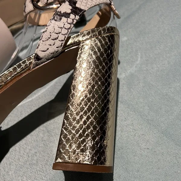 Guess Rippa Python & Gold platform Strappy heels Size 9.5  ‎ B53 - Image 6