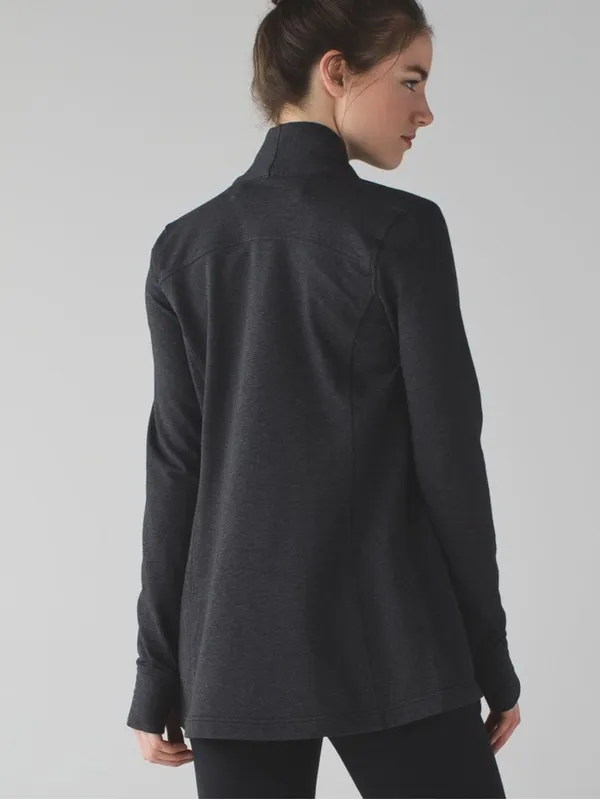 Lululemon Heathered Black Coast Wrap II - Image 2