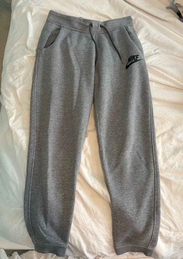 Nike Joggers Women’s Grey - Image 2