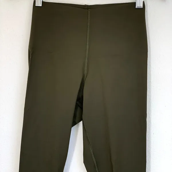NEW Everlane Perform Sculpt‎ Leggings in Dark Forest Green - Image 4